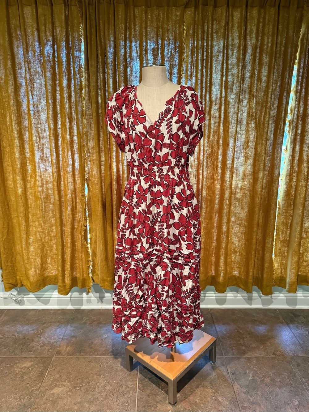 Red Floral V-Neck Midi Dress